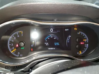 2016 Jeep Grand Cherokee Laredo with VIN 1C4RJFAG2GC317791, listed as a Copart auction lot 51296425 with 188,488 mi miles and Salvage title. Bid and sale history available at DreamBid. Image 9.