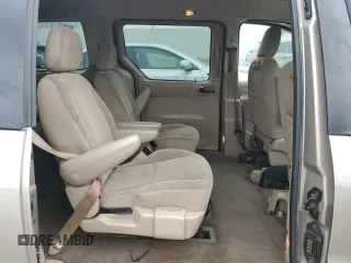2003 Ford Windstar SE with VIN 2FMZA52413BA53225, listed as a Copart auction lot 53474364 with 197,349 mi miles and Non Repairable. Bid and sale history available at carsss.com. Image 11.