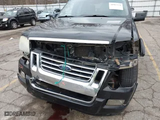 2007 Ford Explorer Sport Trac Limited with VIN 1FMEU53897UA04510, listed as a IAAI auction lot 40903321 with 172,258 mi miles. Bid and sale history available at carsss.com. Image 6.