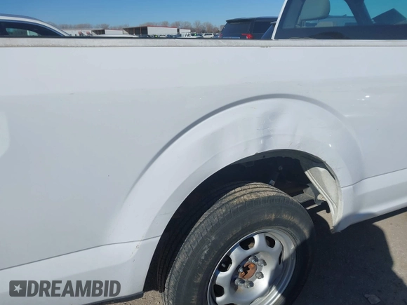 2018 Ford F-150 XL with VIN 1FTMF1CB6JKE06101, listed as a IAAI auction lot 41411228 with 34,612 mi miles. Bid and sale history available at carsss.com. Image 18.