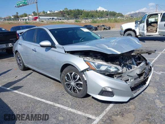 2019 Nissan Altima S z VIN 1N4BL4BV4KN314603, wystawiony jako IAAI lot #42180562 z przebiegiem 70 923 mil mil oraz . Historia ofert i sprzedaży dostępna na DreamBid. Obrazek 1.