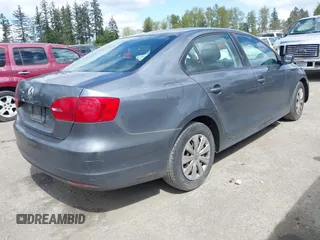 2011 Volkswagen Jetta Sedan S with VIN 3VW2K7AJ7BM375058, listed as a IAAI auction lot 41981855 with 297,905 mi miles. Bid and sale history available at carsss.com. Image 4.
