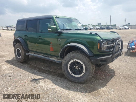 2024 Ford Bronco Outer Banks z VIN 1FMEE8BP9RLA50791, wystawiony jako Copart lot #55219925 z przebiegiem 27 910 mil mil oraz Szkoda całkowita • Salvage title. Historia ofert i sprzedaży dostępna na DreamBid. Obrazek 4.