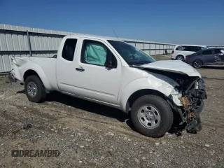 2015 Nissan Frontier S z VIN 1N6BD0CT8FN733537, wystawiony jako Copart lot #52552845 z przebiegiem Nie podano mil oraz Szkoda całkowita • Salvage title. Historia ofert i sprzedaży dostępna na DreamBid. Obrazek 4.
