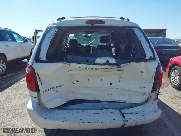 2006 Dodge Grand Caravan SXT with VIN 2D4GP44L66R686469, listed as a IAAI auction lot 41893168 with 218,249 mi miles. Bid and sale history available at carsss.com. Image 6.
