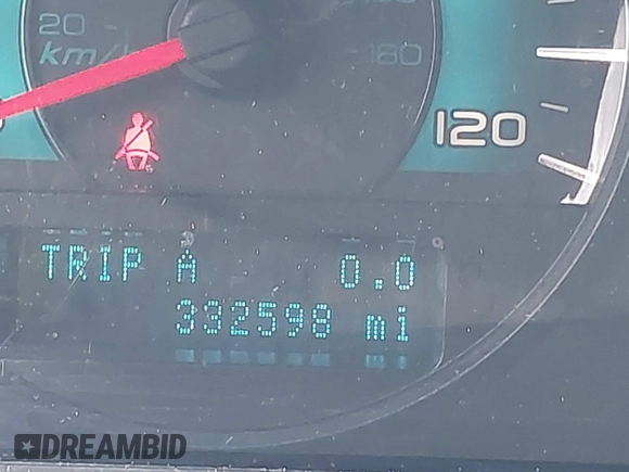 2010 Ford Fusion SE with VIN 3FAHP0HAXAR165167, listed as a IAAI auction lot 42148887 with 332,598 mi miles and . Bid and sale history available at carsss.com. Image 15.