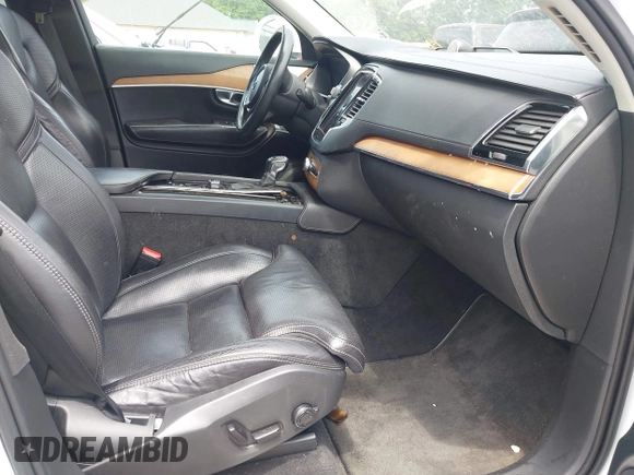 2016 Volvo XC90 T6 Inscription with VIN YV4A22PLXG1015164, listed as a IAAI auction lot 42592321 with 148,132 mi miles and . Bid and sale history available at DreamBid. Image 5.