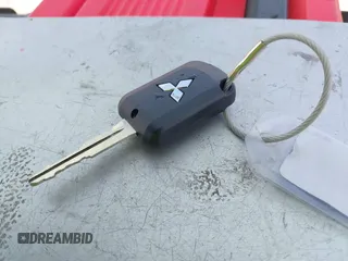 2024 Mitsubishi Mirage ES z VIN ML32AUHJ6RH027490, wystawiony jako IAAI lot #42329588 z przebiegiem 10 236 mil mil oraz . Historia ofert i sprzedaży dostępna na DreamBid. Obrazek 11.
