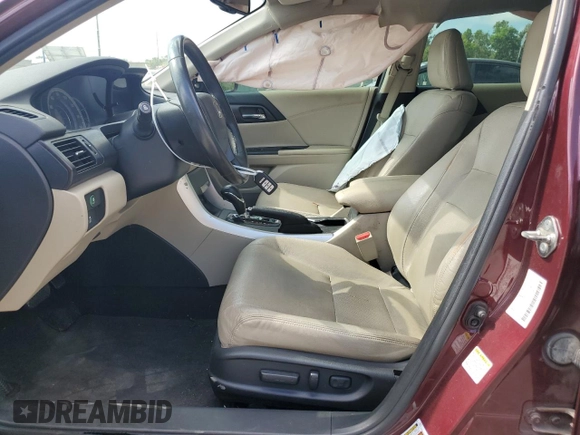 2015 Honda Accord EX-L with VIN 1HGCR2F82FA163233, listed as a Copart auction lot 51297955 with 32,343 mi miles and Salvage title. Bid and sale history available at DreamBid. Image 7.