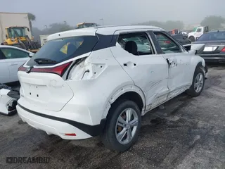 2022 Nissan Kicks S with VIN 3N1CP5BV7NL487855, listed as a IAAI auction lot 41934184 with 88,644 mi miles. Bid and sale history available at carsss.com. Image 4.