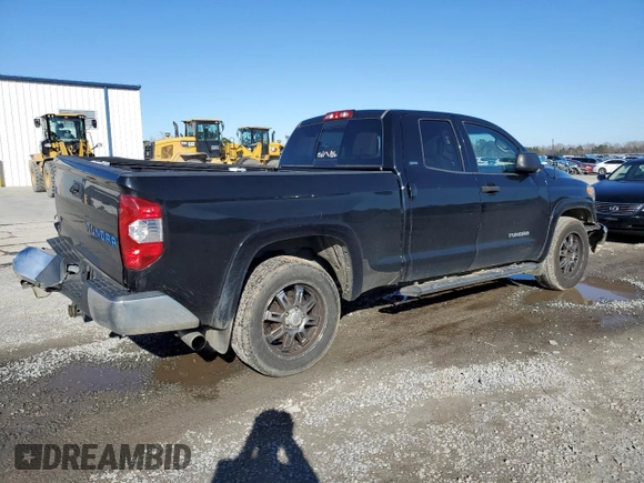 2015 Toyota Tundra SR z VIN 5TFRM5F18FX083511, wystawiony jako Copart lot #46325655 z przebiegiem 82 982 mil mil oraz Szkoda całkowita • Salvage title. Historia ofert i sprzedaży dostępna na DreamBid. Obrazek 3.