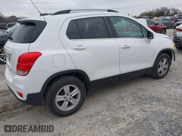 2017 Chevrolet Trax LT with VIN KL7CJLSB9HB217313, listed as a IAAI auction lot 41309364 with 90,460 mi miles. Bid and sale history available at carsss.com. Image 4.