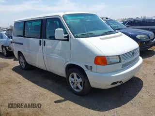 2002 Volkswagen EuroVan с VIN WV2KB47002H018374, выставлен на аукционе IAAI как лот 42401851 с пробегом 187 412 миль миль и . История ставок и продаж доступна на DreamBid. Изображение 1.