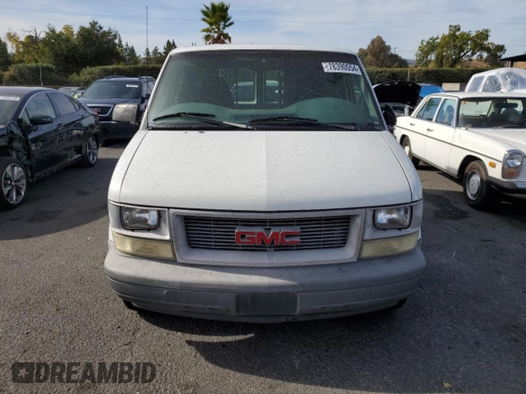 2000 GMC Safari Cargo with VIN 1GTDM19W1YB522932, listed as a Copart auction lot 78390054 with 222,754 mi miles and Salvage Title. Bid and sale history available at carsss.com. Image 5.