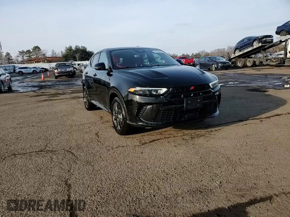2024 Dodge Hornet R/T Plus z VIN ZACPDFDW2R3A10998, wystawiony jako Copart lot #46310575 z przebiegiem 11 231 mil mil oraz Szkoda całkowita • Salvage title. Historia ofert i sprzedaży dostępna na DreamBid. Obrazek 13.