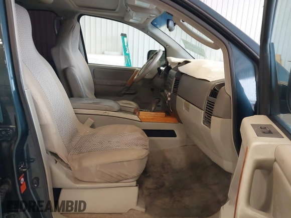 2005 Infiniti QX56 with VIN 5N3AA08C65N805076, listed as a IAAI auction lot 41353870 with 220,327 mi miles. Bid and sale history available at carsss.com. Image 5.