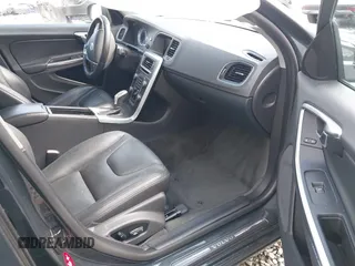 2013 Volvo S60 T5 with VIN YV1612FH5D2221369, listed as a IAAI auction lot 42019723 with 96,002 mi miles. Bid and sale history available at carsss.com. Image 5.