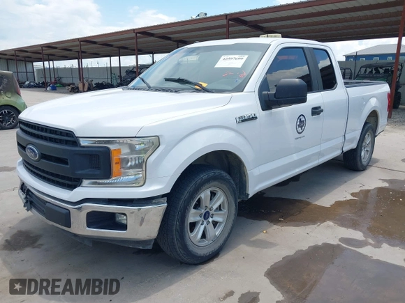 2018 Ford F-150 XL z VIN 1FTEX1CB3JKC44462, wystawiony jako IAAI lot #42597699 z przebiegiem 165 692 mil mil oraz . Historia ofert i sprzedaży dostępna na DreamBid. Obrazek 2.