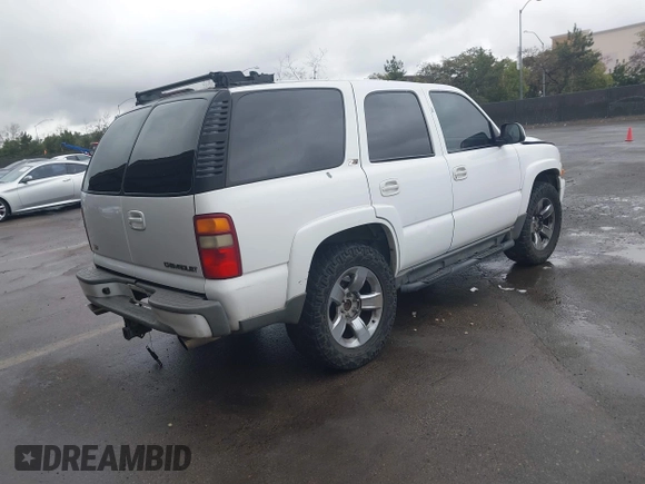 2002 Chevrolet Tahoe Z71 with VIN 1GNEK13Z22R234274, listed as a IAAI auction lot 41543866 with 191,848 mi miles. Bid and sale history available at carsss.com. Image 4.