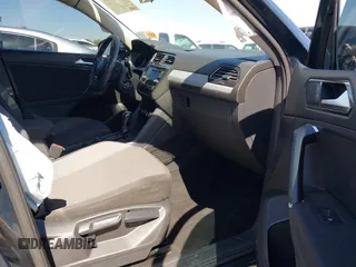 2018 Volkswagen Tiguan S с VIN 3VV0B7AX4JM201009, выставлен на аукционе IAAI как лот 42226969 с пробегом 92 825 миль миль и . История ставок и продаж доступна на DreamBid. Изображение 5.
