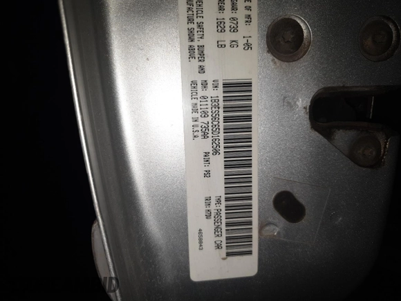 2005 Dodge Neon SXT z VIN 1B3ES56C65D162506, wystawiony jako Copart lot #57367005 z przebiegiem 125 391 mil mil oraz Szkoda całkowita • Salvage title. Historia ofert i sprzedaży dostępna na DreamBid. Obrazek 12.