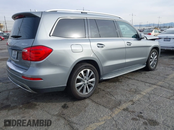 2015 Mercedes-Benz GL-Class GL 350 BlueTEC with VIN 4JGDF2EE8FA543336, listed as a IAAI auction lot 41049984 with 103,368 mi miles. Bid and sale history available at carsss.com. Image 4.
