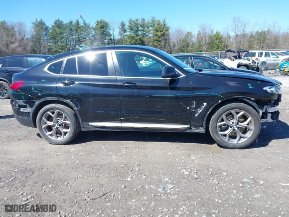 2022 BMW X4 xDrive30i with VIN 5UX33DT01N9K26959, listed as a IAAI auction lot 41835053 with 39,685 mi miles. Bid and sale history available at carsss.com. Image 13.