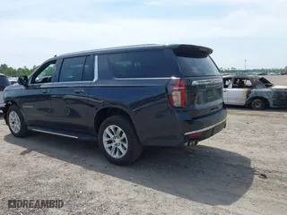 2023 Chevrolet Suburban Premier with VIN 1GNSCFKD8PR479381, listed as a IAAI auction lot 42096493 with 41,538 mi miles. Bid and sale history available at carsss.com. Image 3.