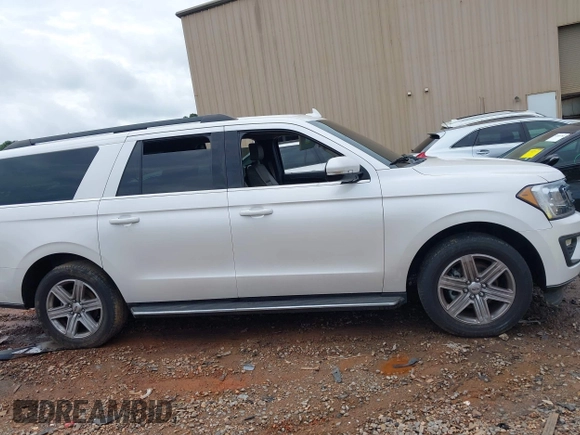 2018 Ford Expedition Max XLT with VIN 1FMJK1HT9JEA14742, listed as a IAAI auction lot 42502899 with 118,306 mi miles and . Bid and sale history available at DreamBid. Image 13.