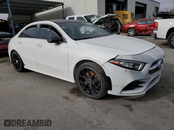 2019 Mercedes-Benz A 220 with VIN WDD3G4EB6KW011164, listed as a Copart auction lot 83501614 with Not Provided miles and Clean Title. Bid and sale history available at DreamBid. Image 4.