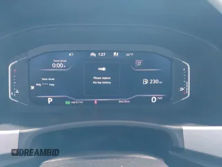 2022 Volkswagen Atlas SE z VIN 1V2KP2CA5NC509929, wystawiony jako IAAI lot #42231410 z przebiegiem 84 678 mil mil oraz . Historia ofert i sprzedaży dostępna na DreamBid. Obrazek 7.