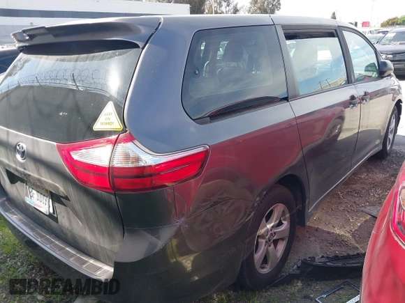 2018 Toyota Sienna L with VIN 5TDZZ3DC0JS965524, listed as a IAAI auction lot 41608423 with 63,815 mi miles and . Bid and sale history available at DreamBid. Image 4.