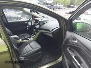 2013 Ford Escape SEL с VIN 1FMCU9HX2DUB52251, выставлен на аукционе IAAI как лот 42253659 с пробегом Не указан миль и . История ставок и продаж доступна на DreamBid. Изображение 5.