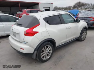 2013 Nissan Juke S with VIN JN8AF5MV7DT220363, listed as a IAAI auction lot 41775518 with 176,754 mi miles. Bid and sale history available at carsss.com. Image 4.