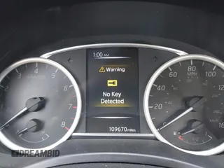 2017 Nissan Sentra SR with VIN 3N1AB7AP0HL701903, listed as a IAAI auction lot 42120525 with 109,670 mi miles and . Bid and sale history available at DreamBid. Image 7.