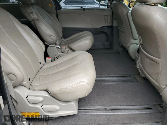 2011 Toyota Sienna LE AAS with VIN 5TDKK3DCXBS126391, listed as a Copart auction lot 62604005 with 252,346 mi miles and Salvage title. Bid and sale history available at DreamBid. Image 11.