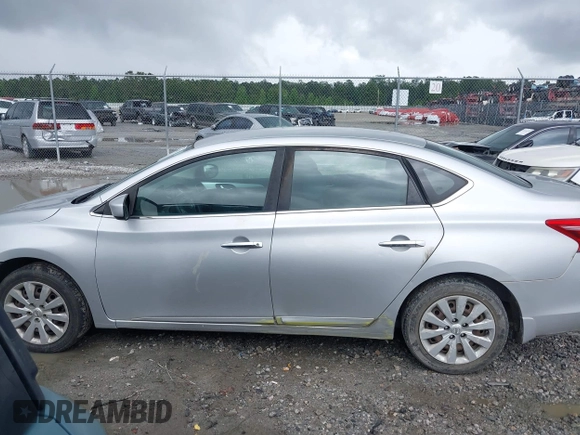 2017 Nissan Sentra S with VIN 3N1AB7AP7HY212126, listed as a IAAI auction lot 42428733 with 189,226 mi miles and . Bid and sale history available at DreamBid. Image 14.
