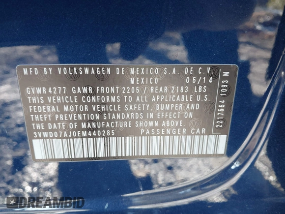 2014 Volkswagen Jetta Sedan SE w/Connectivity with VIN 3VWD07AJ0EM440285, listed as a IAAI auction lot 41259140 with 92,346 mi miles. Bid and sale history available at carsss.com. Image 9.