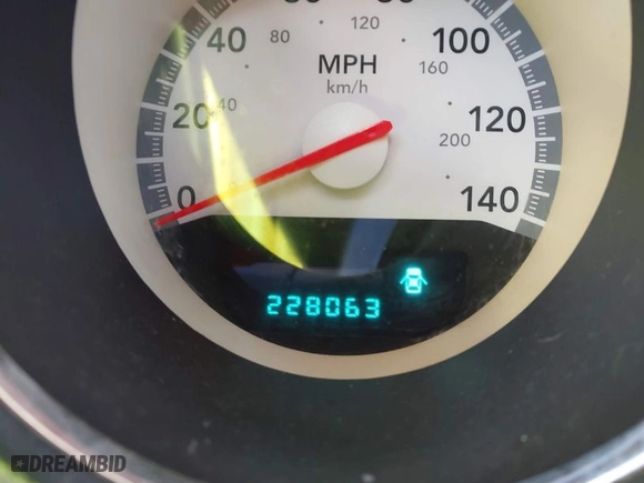 2008 Dodge Charger with VIN 2B3KA43R28H105073, listed as a IAAI auction lot 41670717 with 228,063 mi miles. Bid and sale history available at carsss.com. Image 7.