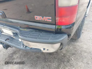 2001 GMC Yukon XL SLE with VIN 3GKFK16T71G273496, listed as a IAAI auction lot 41891755 with Not Provided miles. Bid and sale history available at carsss.com. Image 13.