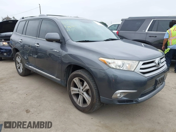 2011 Toyota Highlander Limited with VIN 5TDYK3EH3BS028078, listed as a IAAI auction lot 42098186 with 137,261 mi miles and . Bid and sale history available at DreamBid. Image 1.