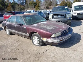 1995 Oldsmobile 88 with VIN 1G3HN52K1S4815982, listed as a IAAI auction lot 41563101 with 99,404 mi miles. Bid and sale history available at carsss.com. Image 1.