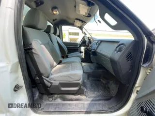 2015 Ford F-250 XL with VIN 1FDBF2B68FEA47594, listed as a Copart auction lot 64337445 with 451,093 mi miles and Clean title. Bid and sale history available at DreamBid. Image 5.