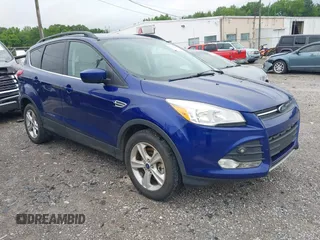 2016 Ford Escape SE z VIN 1FMCU9GX9GUB75094, wystawiony jako IAAI lot #42331270 z przebiegiem 162 288 mil mil oraz . Historia ofert i sprzedaży dostępna na DreamBid. Obrazek 1.