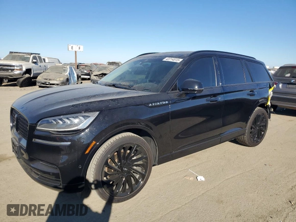 2023 Lincoln Aviator Reserve z VIN 5LM5J7WC1PGL14599, wystawiony jako Copart lot #42214515 z przebiegiem 70 737 mil mil oraz Szkoda całkowita • Salvage title. Historia ofert i sprzedaży dostępna na DreamBid. Obrazek 1.