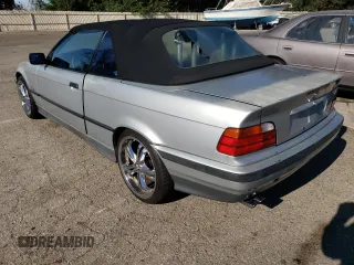 1995 BMW 3 Series 325iC with VIN WBABJ6322SJD39491, listed as a Copart auction lot 73133664 with 585,935 mi miles and Salvage Title. Bid and sale history available at carsss.com. Image 2.
