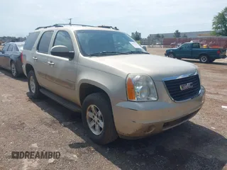 2007 GMC Yukon SLE z VIN 1GKFC13057R401444, wystawiony jako IAAI lot #42377157 z przebiegiem 195 125 mil mil oraz . Historia ofert i sprzedaży dostępna na DreamBid. Obrazek 1.