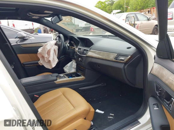 2011 Mercedes-Benz E 350 Luxury with VIN WDDHF8HB4BA279834, listed as a IAAI auction lot 42275173 with 130,820 mi miles and . Bid and sale history available at DreamBid. Image 5.