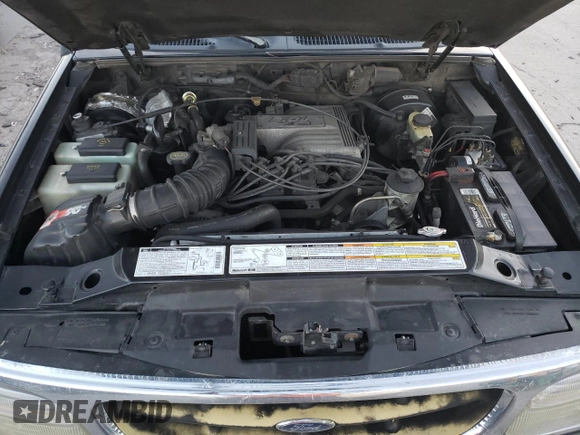 1999 Ford Explorer XLT z VIN 1FMZU35P8XZA31923, wystawiony jako Copart lot #81499304 z przebiegiem 262 209 mil mil oraz Szkoda całkowita • Salvage title. Historia ofert i sprzedaży dostępna na DreamBid. Obrazek 12.