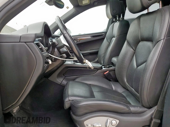 2018 Porsche Macan with VIN WP1AA2A54JLB10197, listed as a Copart auction lot 55328915 with 119,281 mi miles and Salvage title. Bid and sale history available at DreamBid. Image 7.